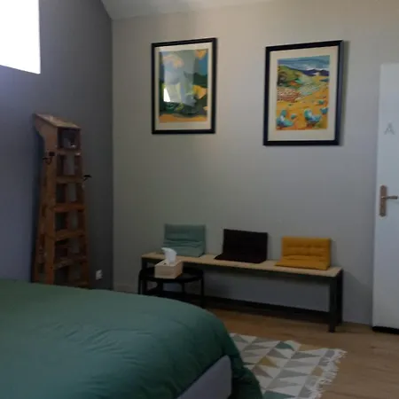 Oda ve Kahvaltı Les D'hotes De La Croisee En Auvergne 3*