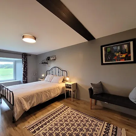 Les D'hotes De La Croisee En Auvergne *