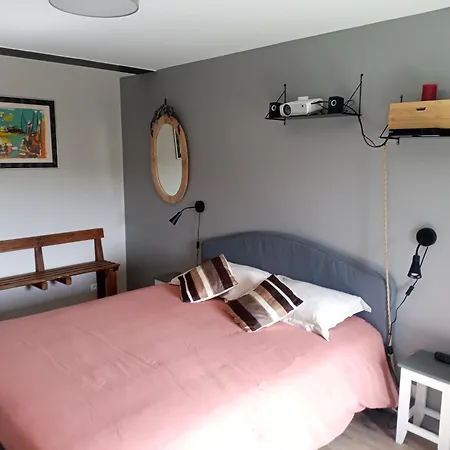 Les D'hotes De La Croisee En Auvergne Oda ve Kahvaltı 3*